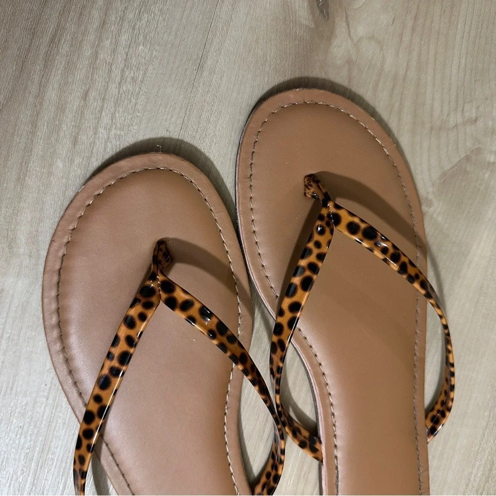 J.Crew Brown Animal Print Thong Flip Flop Sandals Size 10‎